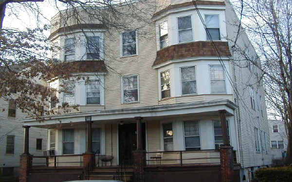 77 Mission St in Montclair, NJ - Building Photo - Building Photo