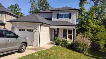 144 Waterwheel Cir in Clarksville, TN - Building Photo