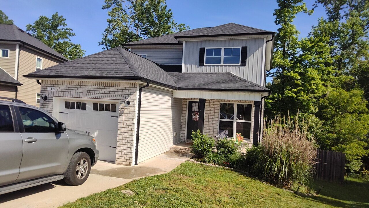 144 Waterwheel Cir in Clarksville, TN - Building Photo
