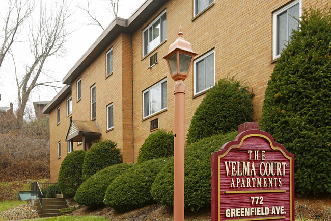 Velma Court in Pittsburgh, PA - Foto de edificio - Building Photo