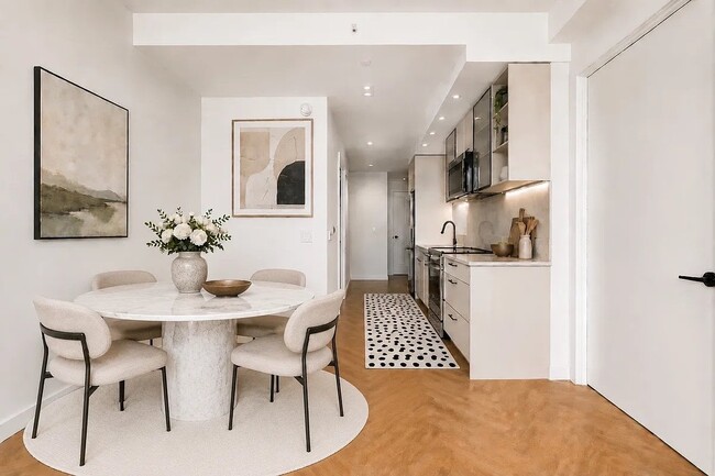 104 Fleet Pl, Unit 21C
