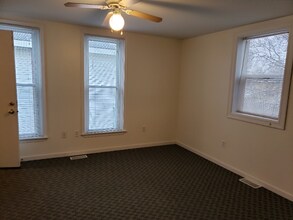 122 N 3rd Ave in Big Rapids, MI - Foto de edificio - Building Photo