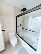 7255 NW 173rd Dr in Hialeah, FL - Building Photo - Building Photo