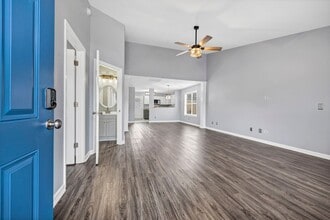 120 W Horn Ct in Chapin, SC - Building Photo - Building Photo