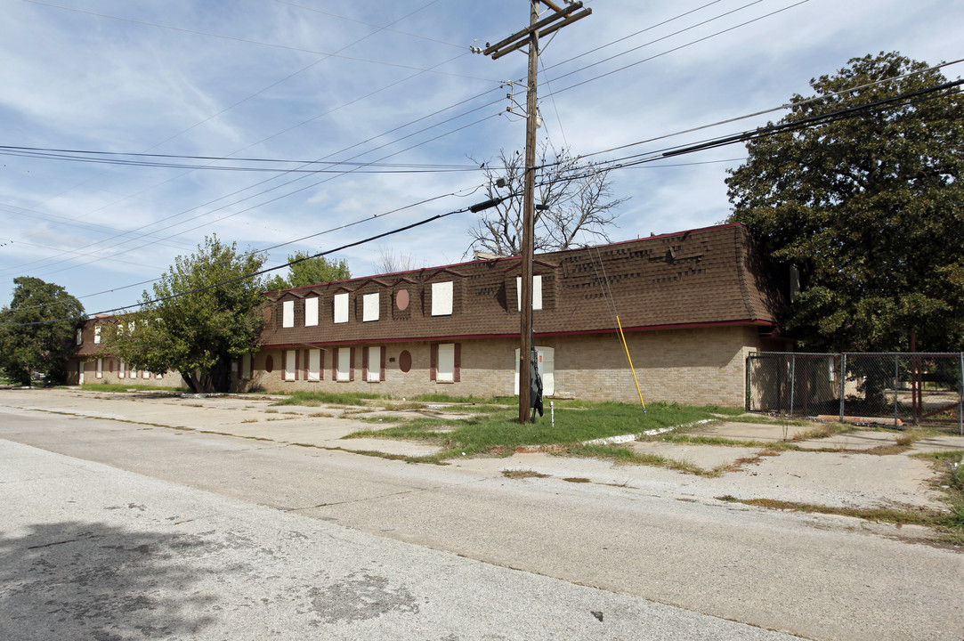 Mallard Point in Oklahoma City, OK - Building Photo