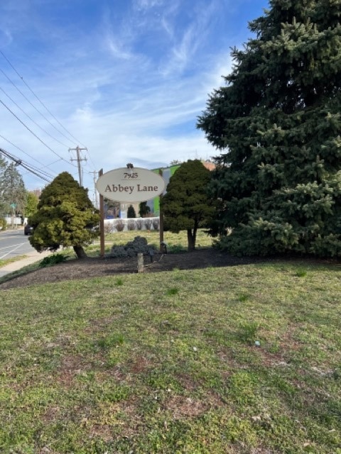 7925 Ridge Ave, Unit 32 in Philadelphia, PA - Foto de edificio - Building Photo