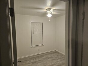 515 Margil St in San Antonio, TX - Foto de edificio - Building Photo