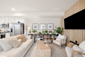 4135 Fultondale St in Aurora, CO - Building Photo - Building Photo