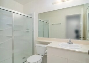 12583 Caminito De La Gallarda in San Diego, CA - Building Photo - Building Photo