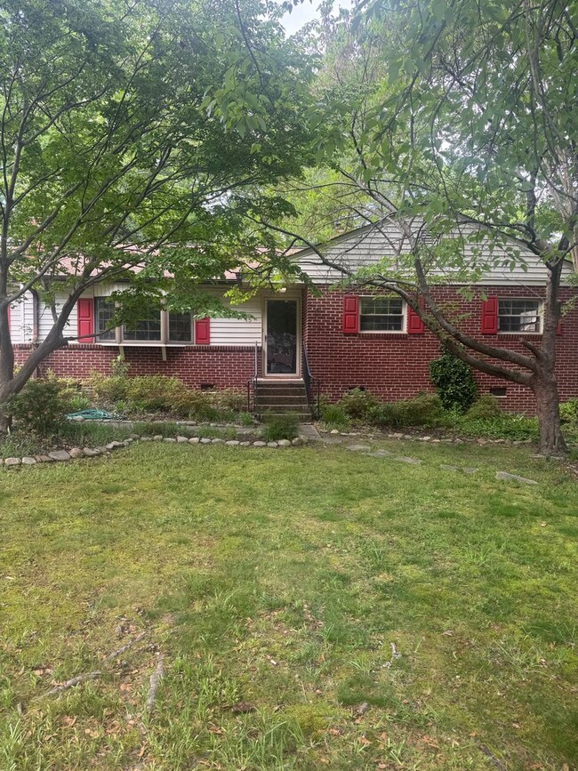property at 15 Forestdale Dr