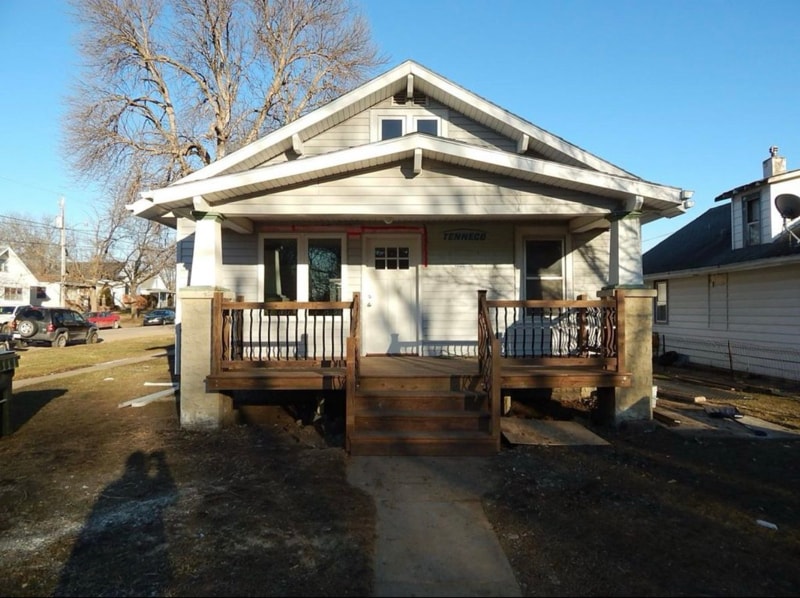 700 S Linn St in Sioux City, IA - Building Photo