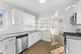 18240 Negaunee in Redford Township, MI - Foto de edificio - Building Photo