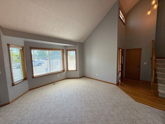 757 Sphinx Ct NE in Salem, OR - Building Photo - Building Photo