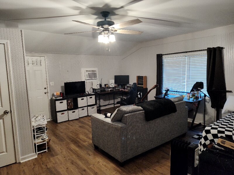 683 Carlouetta Rd in Mableton, GA - Building Photo