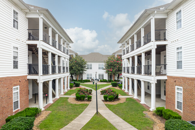 The Quarters in Lafayette, LA - Foto de edificio - Building Photo