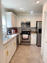 6843 NW 29th Ave in Fort Lauderdale, FL - Building Photo - Building Photo