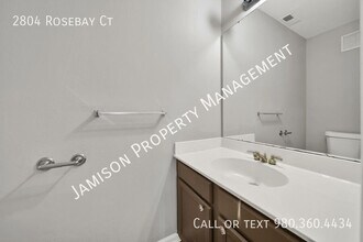 2804 Rosebay Ct in Charlotte, NC - Building Photo - Building Photo