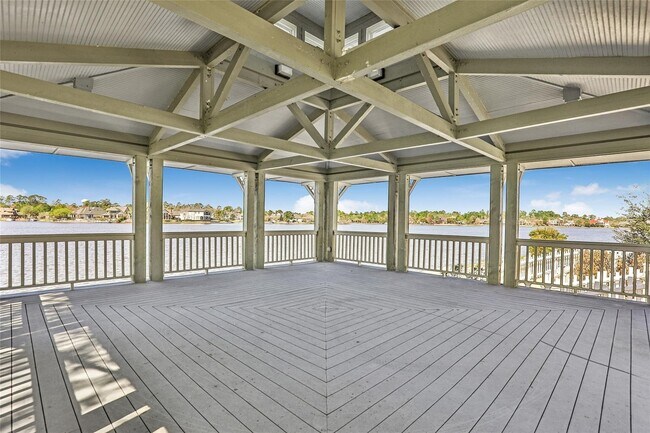 property at 135 Low Country Ln