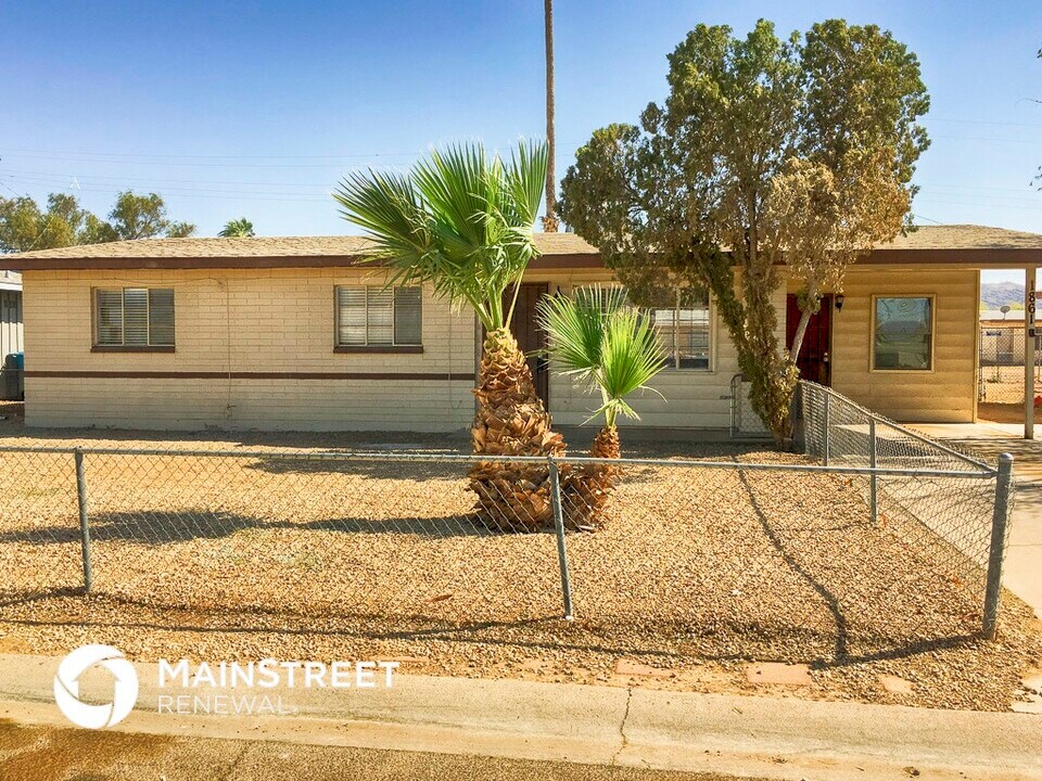 1861 E Mobile Ln in Phoenix, AZ - Building Photo