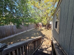 167 Beaumont St in Bandera, TX - Building Photo - Building Photo