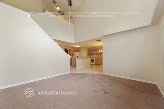 6148 Skylarkcrest Dr in Lithia, FL - Building Photo - Building Photo