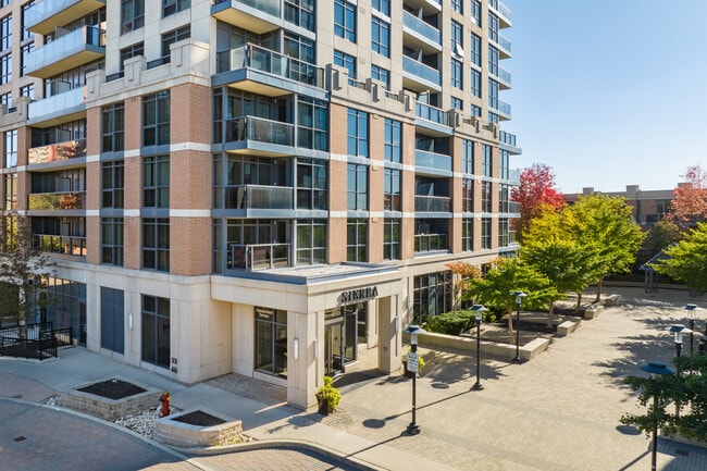 Sierra at Village Gate West in Toronto, ON - Building Photo - Building Photo