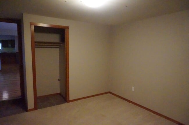 8885 Line Rd in Lynden, WA - Building Photo - Building Photo