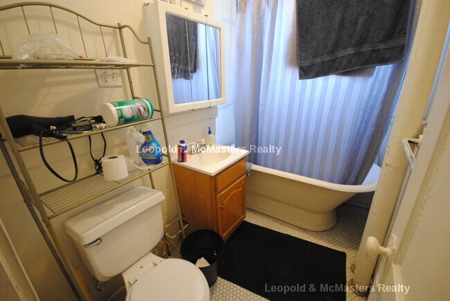 1175 Boylston St, Unit 7 in Boston, MA - Foto de edificio - Building Photo