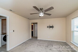 1515 Glacier Dr in Durham, NC - Building Photo - Building Photo