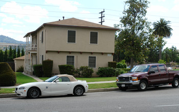 1042-1044 W Glenoaks Blvd in Glendale, CA - Building Photo - Building Photo