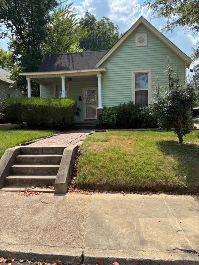 property at 2091 Vinton Ave