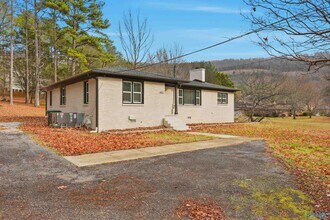 1409 Blevins Gap Rd SE in Huntsville, AL - Building Photo - Building Photo