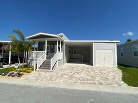 435 Cary Ln in Tarpon Springs, FL - Building Photo