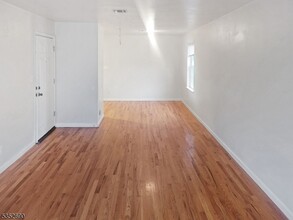 788 S 17th St in Newark, NJ - Building Photo - Building Photo