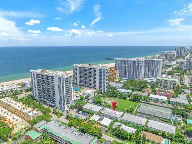 property at 3213 Colony Club Rd