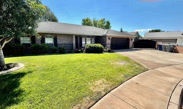 2283 Cinder Cir in Santa Clara, UT - Building Photo - Building Photo