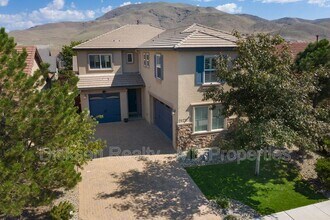 2125 Peaceful Valley Dr in Reno, NV - Building Photo - Building Photo