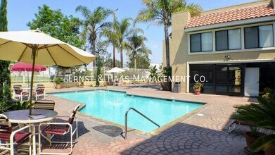 550 Orange Ave in Long Beach, CA - Building Photo - Building Photo