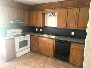 2903 NE Tortoise Dr in Lawton, OK - Building Photo - Building Photo