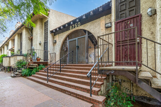 Panorama Park in Panorama City, CA - Building Photo - Building Photo