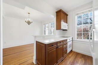 2814 Peachtree Rd NW in Atlanta, GA - Building Photo - Building Photo