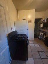 226 Clymer St, Unit Aprt 2 in Reading, PA - Building Photo - Building Photo