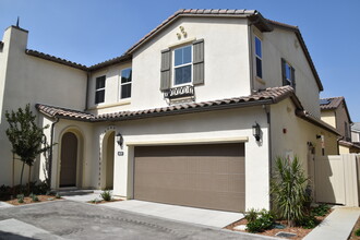 6659 Encelia Pl in Carlsbad, CA - Building Photo - Building Photo