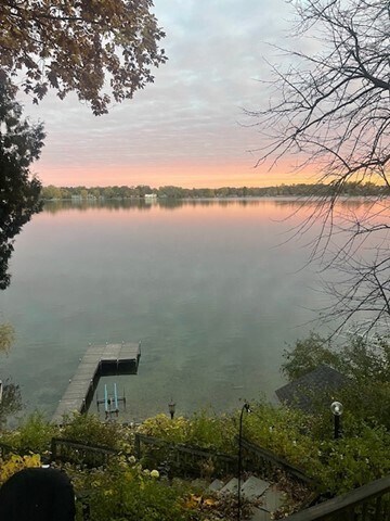 37842 Atkins Knoll Rd in Oconomowoc, WI - Building Photo