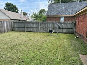 3434 Laurelwood Dr in Horn Lake, MS - Building Photo - Building Photo