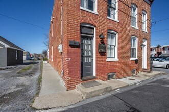617 N Maxwell Ave in Frederick, MD - Building Photo - Building Photo