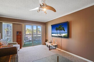 4902 38th Way S in St. Petersburg, FL - Building Photo - Building Photo