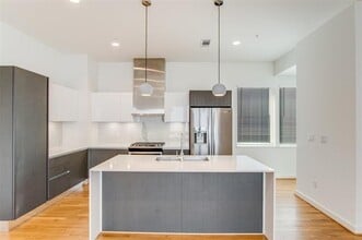 1505 S Akard St in Dallas, TX - Building Photo - Building Photo