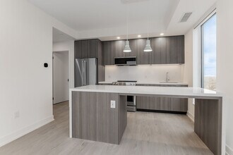 31 York Garden Wy in Toronto, ON - Building Photo - Building Photo