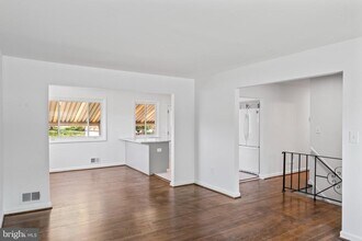 2521 Fairhill Dr in Hillcrest Heights, MD - Building Photo - Building Photo